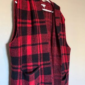 Black and red plaid sweater vest cardigan